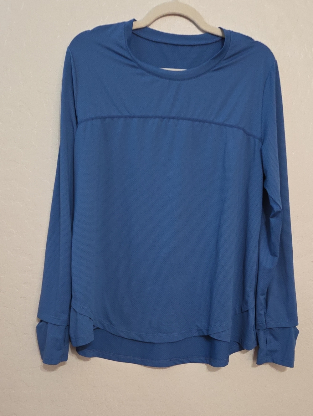 Athleta Women's Perforated Long-Sleeve Performance Top in Blue